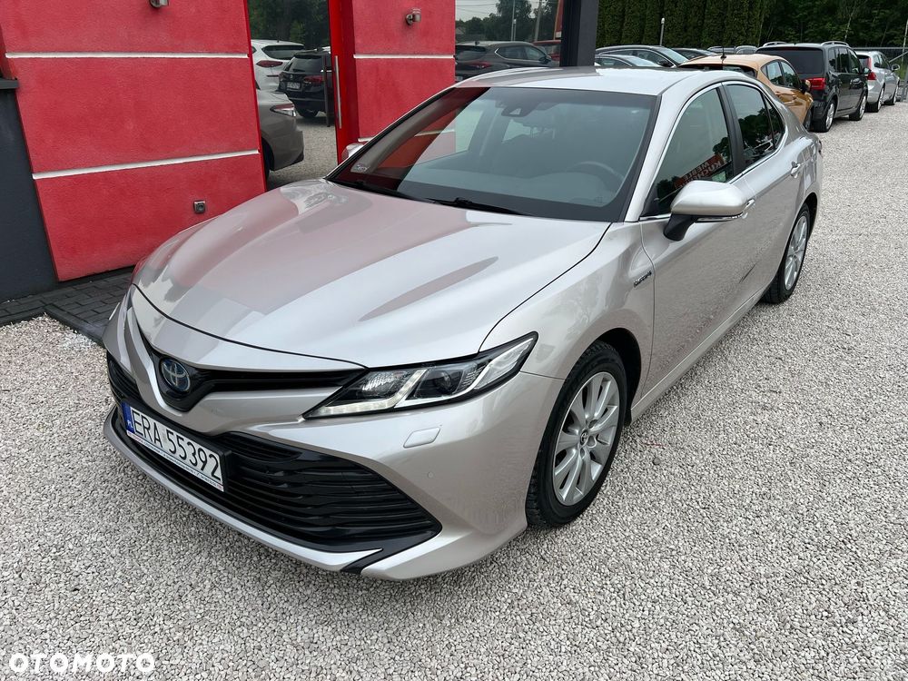 Toyota Camry 2.5 Hybrid Comfort CVT - 3