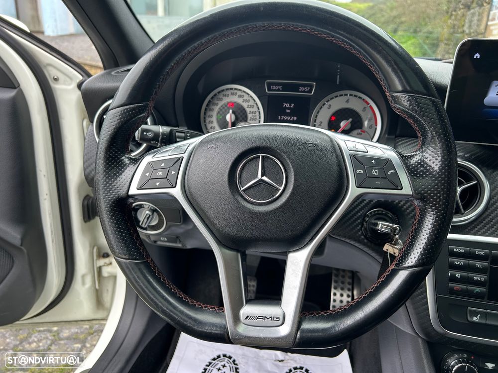 Mercedes-Benz A 180 CDI AMG Line - 23