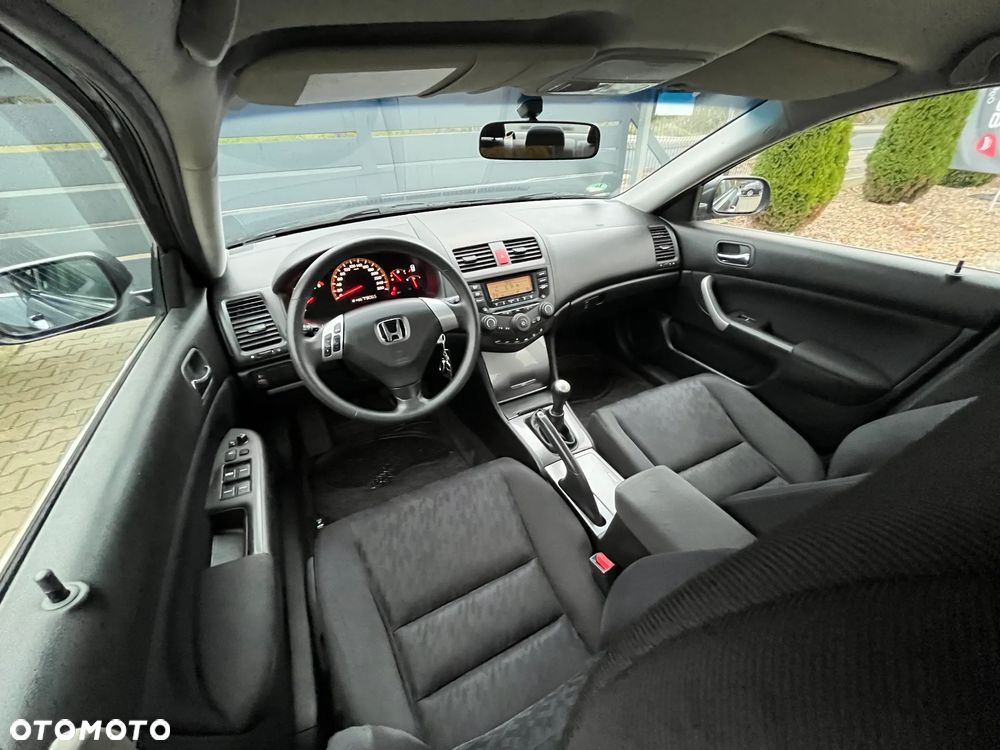 Honda Accord 2.0 i Comfort - 22