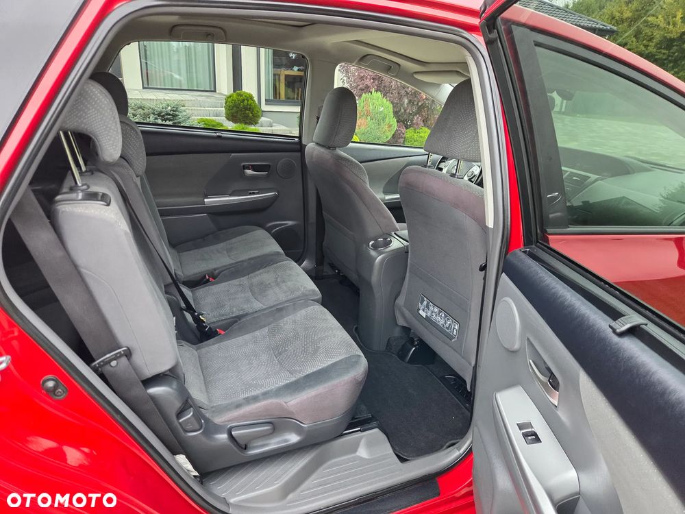 Toyota Prius+ (Hybrid) Executive - 26