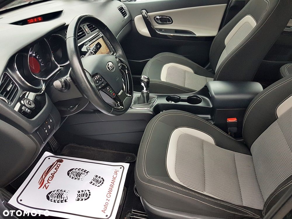 Kia Ceed 1.4 CVVT Attract - 13