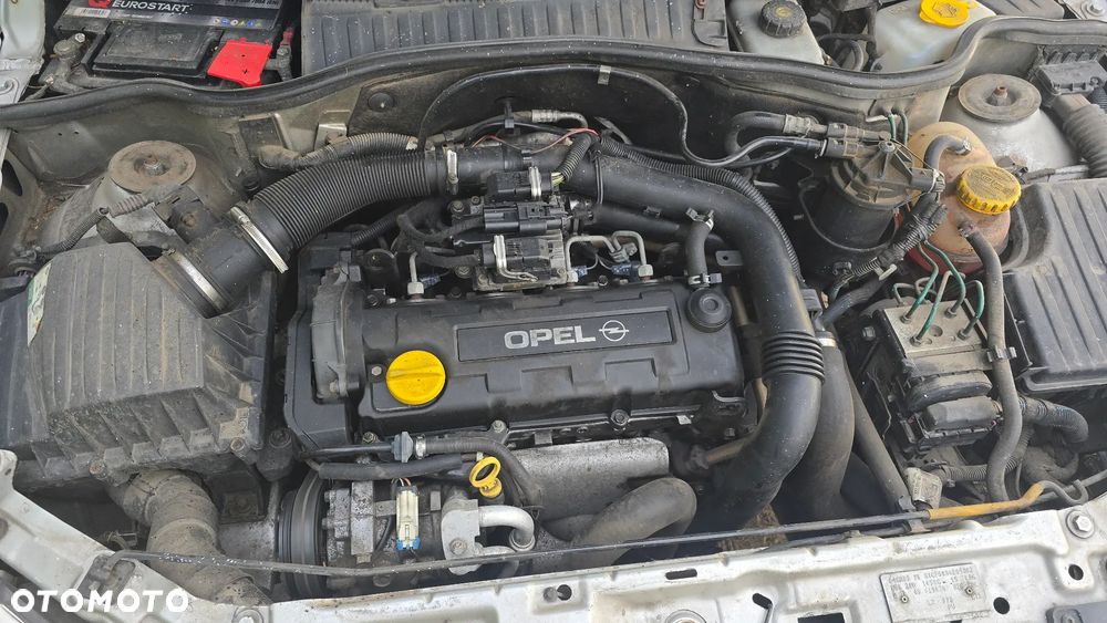 Opel Corsa - 8