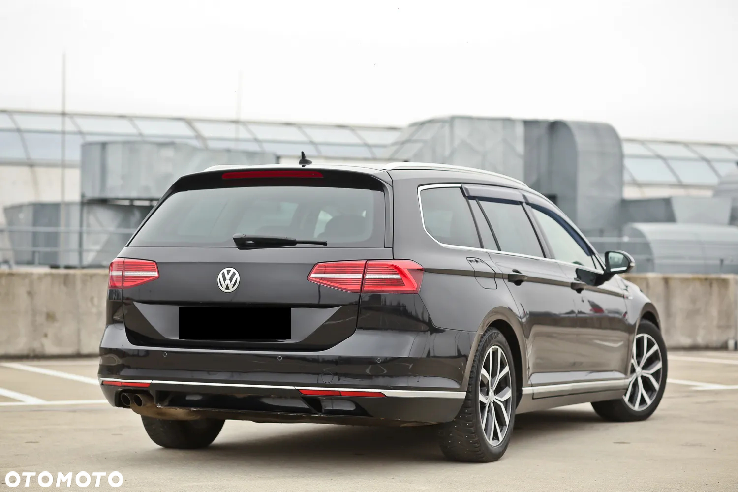 Volkswagen Passat Variant 2.0 TDI SCR 4Motion DSG Highline - 15