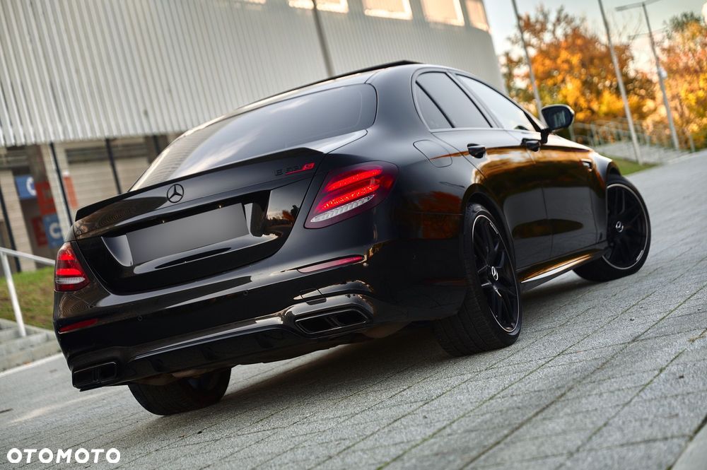 Mercedes-Benz Klasa E AMG 63 S 4-Matic+ - 4