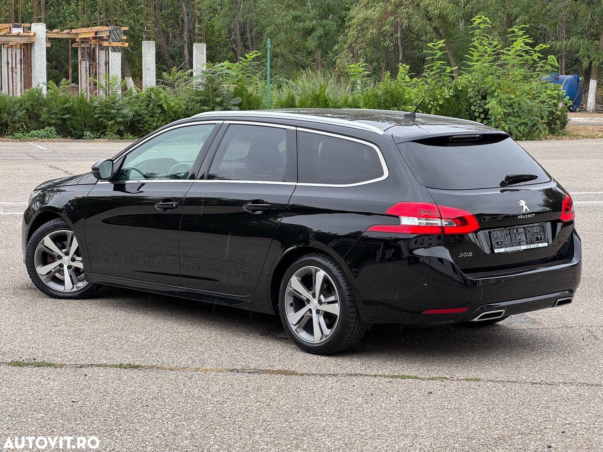 Peugeot 308 SW BlueHDi 130 EAT8 GT - 11