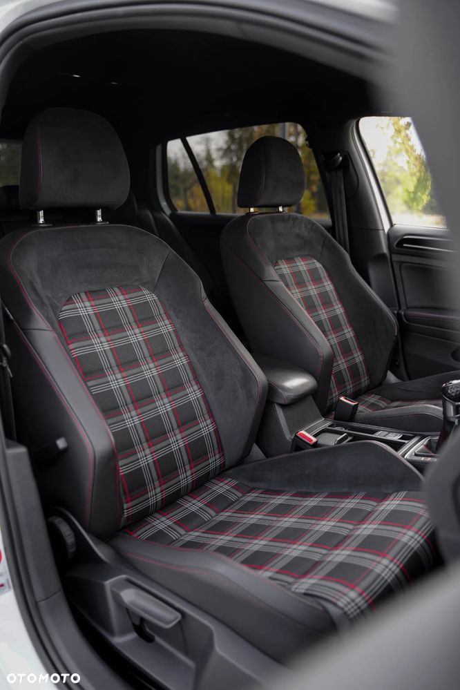 Volkswagen Golf 2.0 TSI BMT GTI Performance - 17