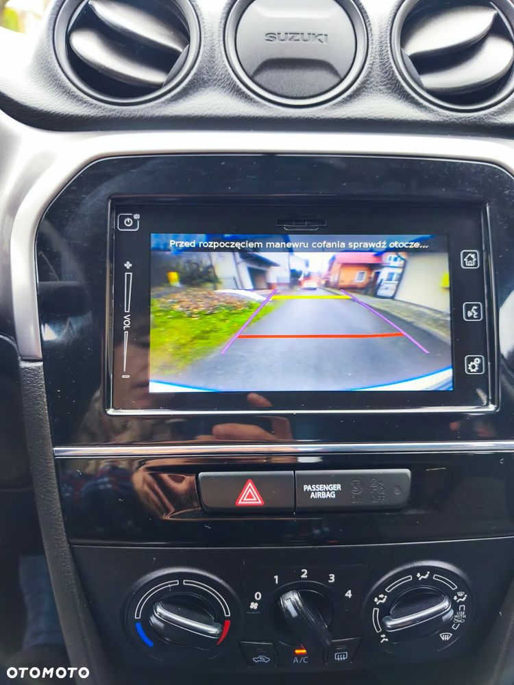 Suzuki Vitara 1.0 Boosterjet Comfort 2WD - 21