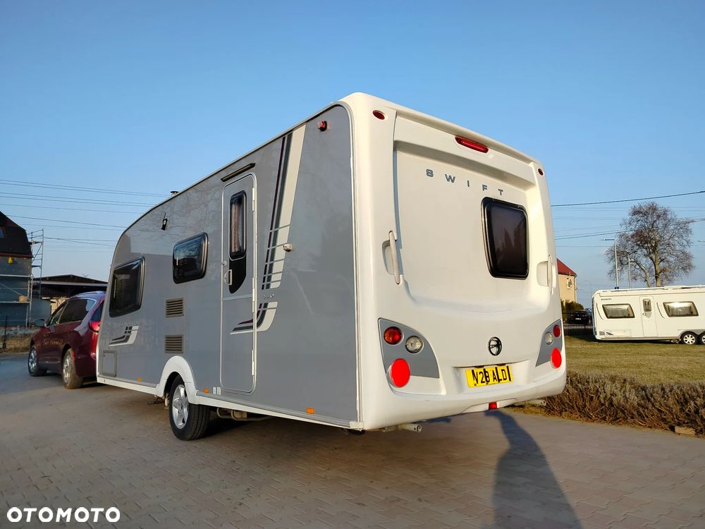 SWIFT Conqueror 530 - 2