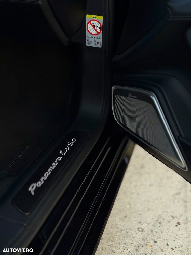 Porsche Panamera Turbo - 9
