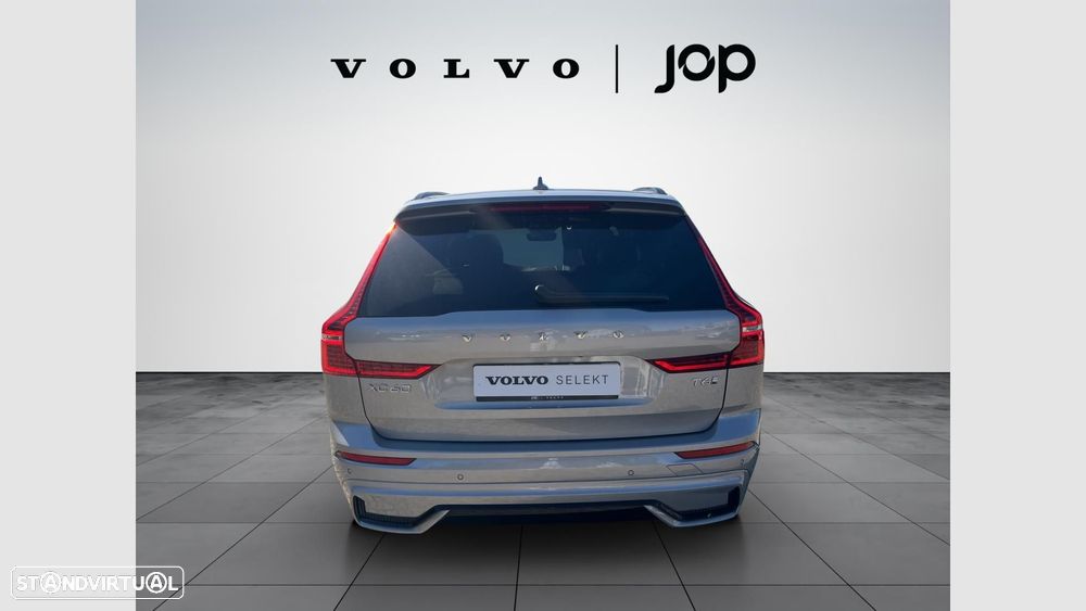 Volvo XC 60 2.0 T6 PHEV Plus Dark AWD - 4