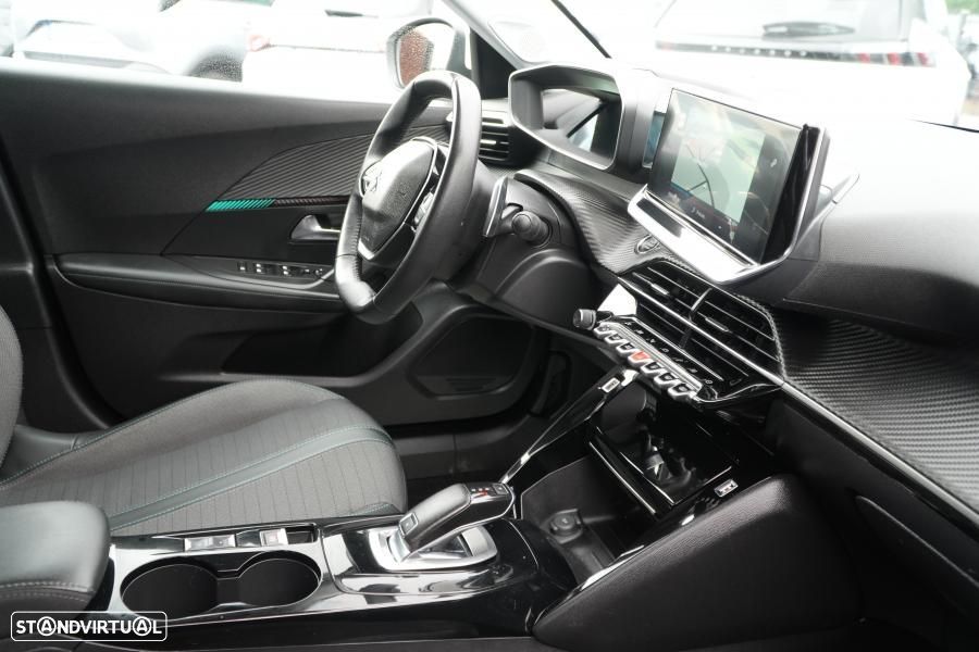 Peugeot 2008 1.2 PureTech Allure Pack EAT8 - 16