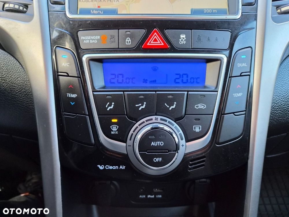 Hyundai i30 1.6 CRDi Premium - 14