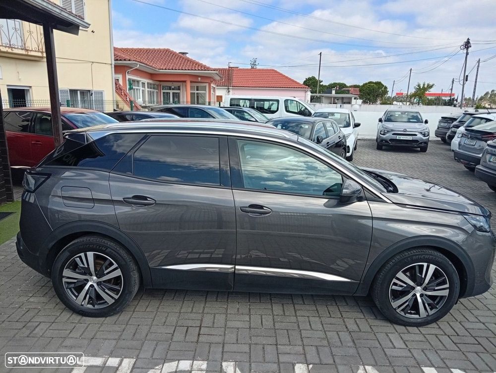 Peugeot 3008 1.5 BlueHDi Allure EAT8 - 11