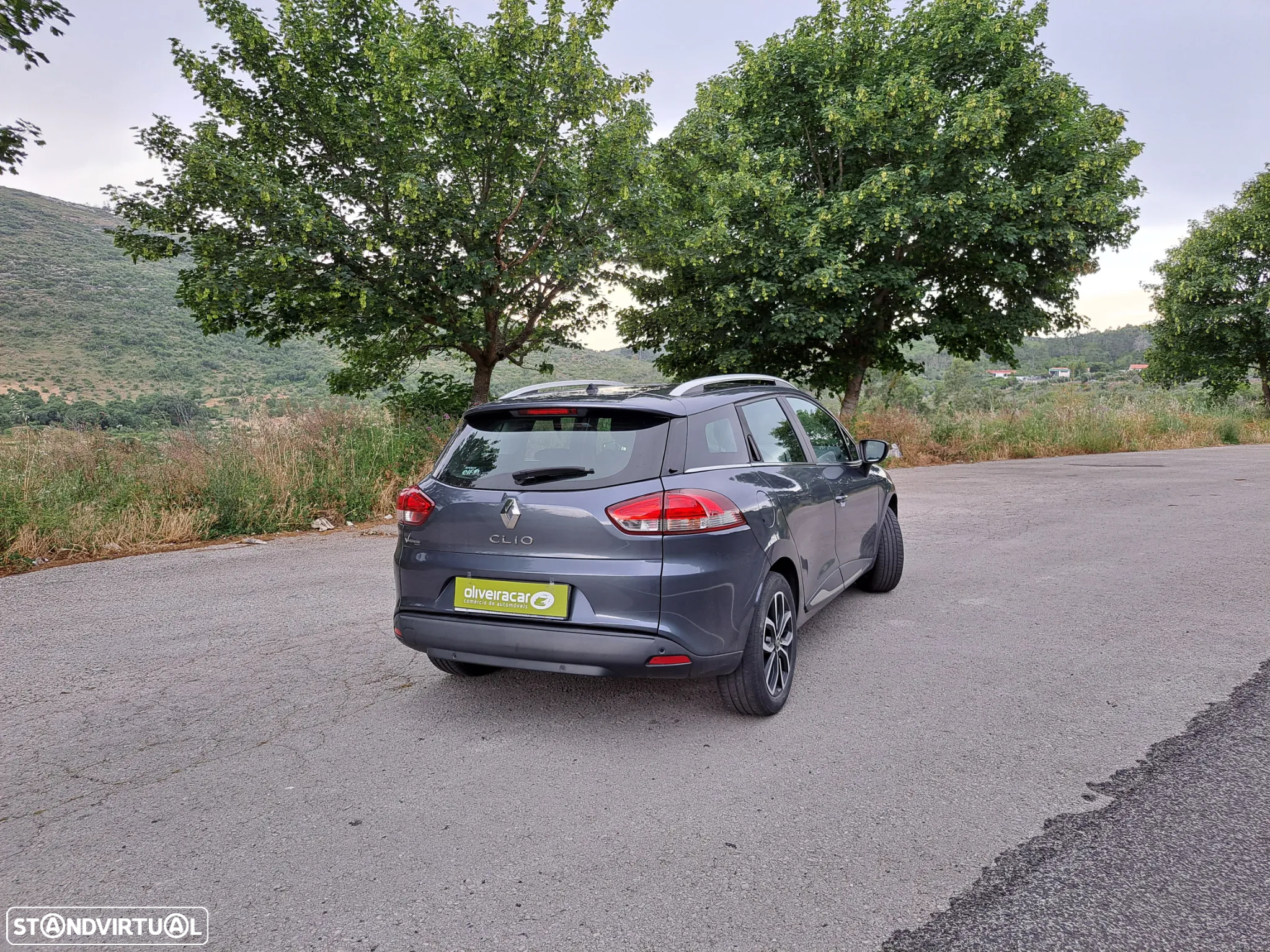 Renault Clio Sport Tourer Energy TCe 90 Business - 28