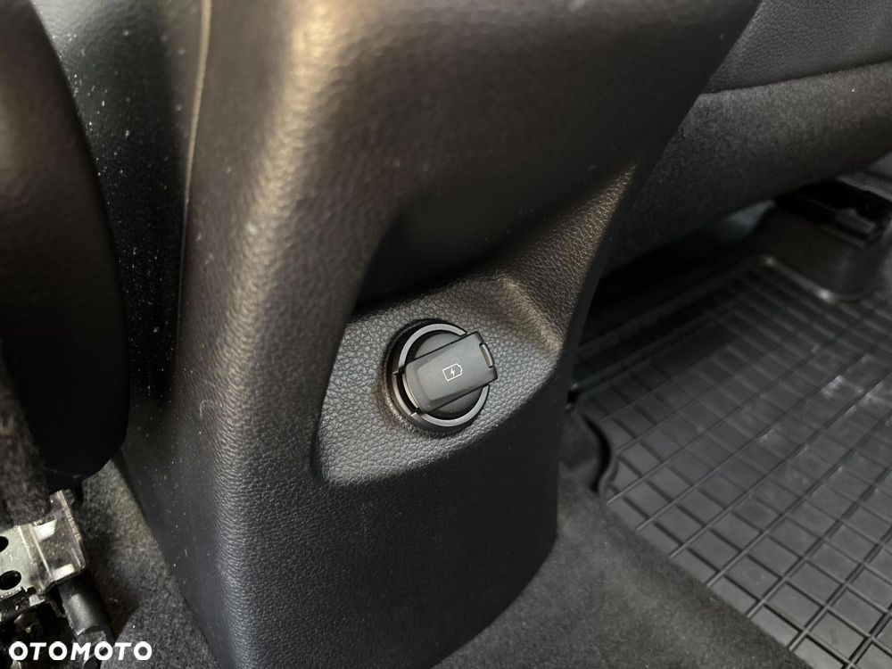 Kia Stonic 1.4 L - 19