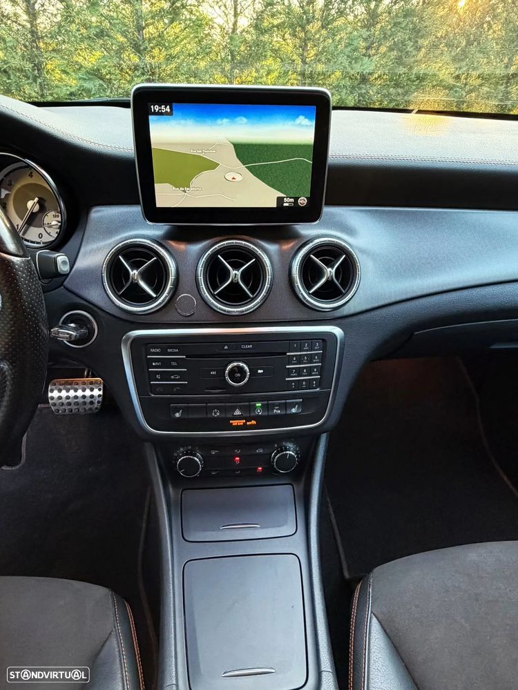 Mercedes-Benz CLA 220 d 7G-DCT AMG Line - 21