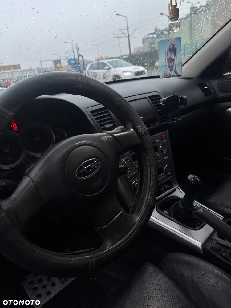 Subaru Legacy 2.0 4WD Celebration - 5