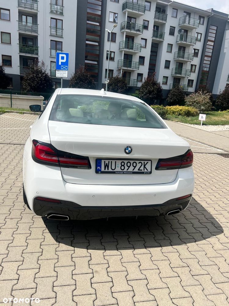 BMW Seria 5 540d xDrive mHEV M Sport sport - 3