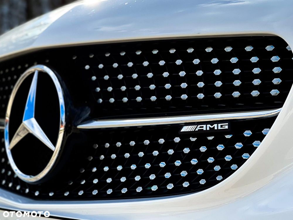 Mercedes-Benz Klasa C AMG 43 4Matic 9G-TRONIC - 24