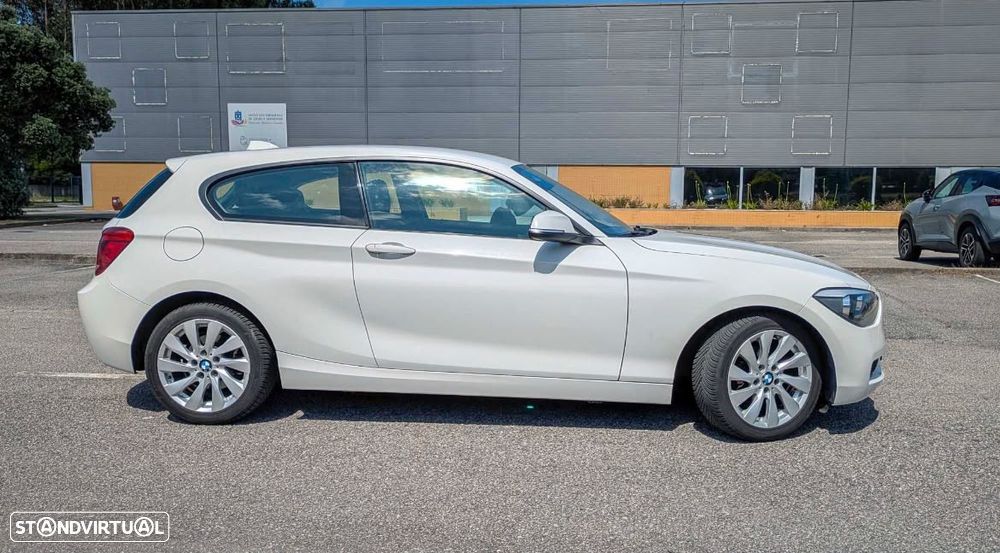 BMW 116 d Sport Line - 3