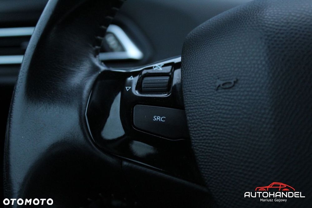Peugeot 308 - 13