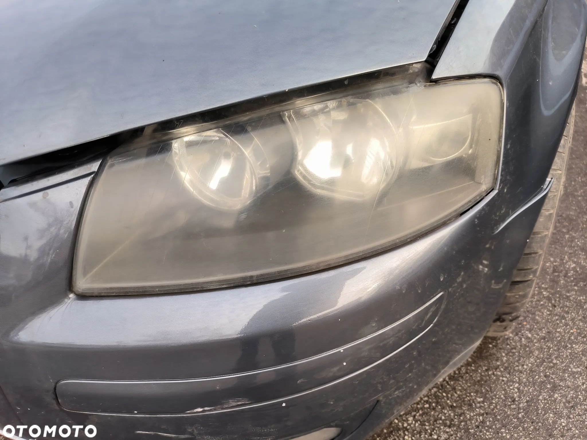 Lampa lewa przednia Audi A3 8P TDI - 1