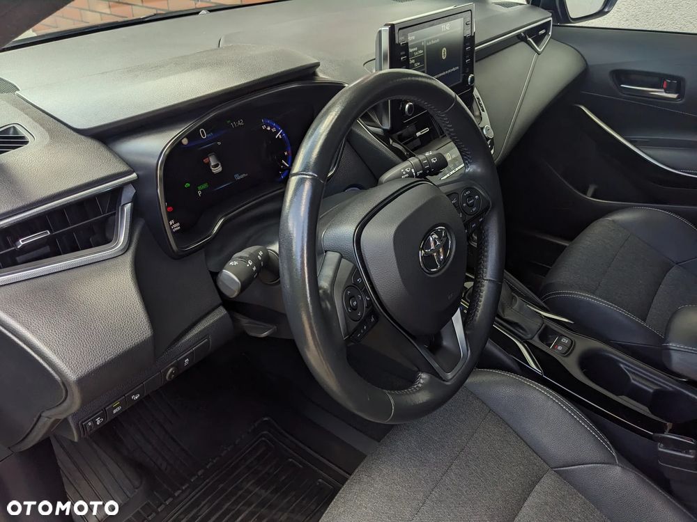 Toyota Corolla 1.8 Hybrid Selection - 18