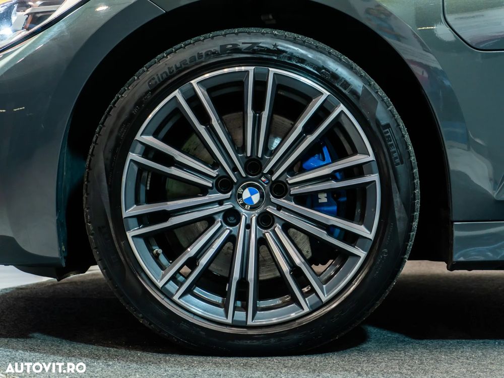 BMW Seria 3 330e Aut. M Sport - 15