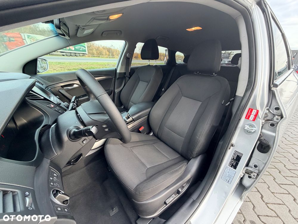 Hyundai i40 1.6 GDI Business - 23