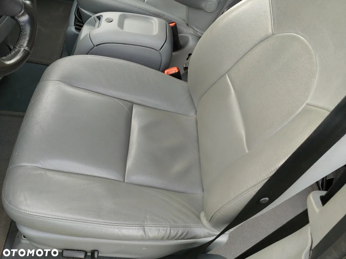 Chrysler Grand Voyager 3.3 Limited S&G - 20