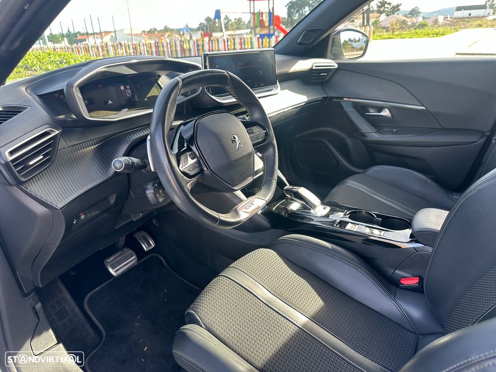 Peugeot 2008 1.2 PureTech GT Line EAT8 - 15