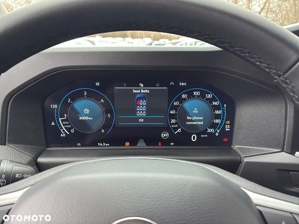 Volkswagen Caravelle - 24