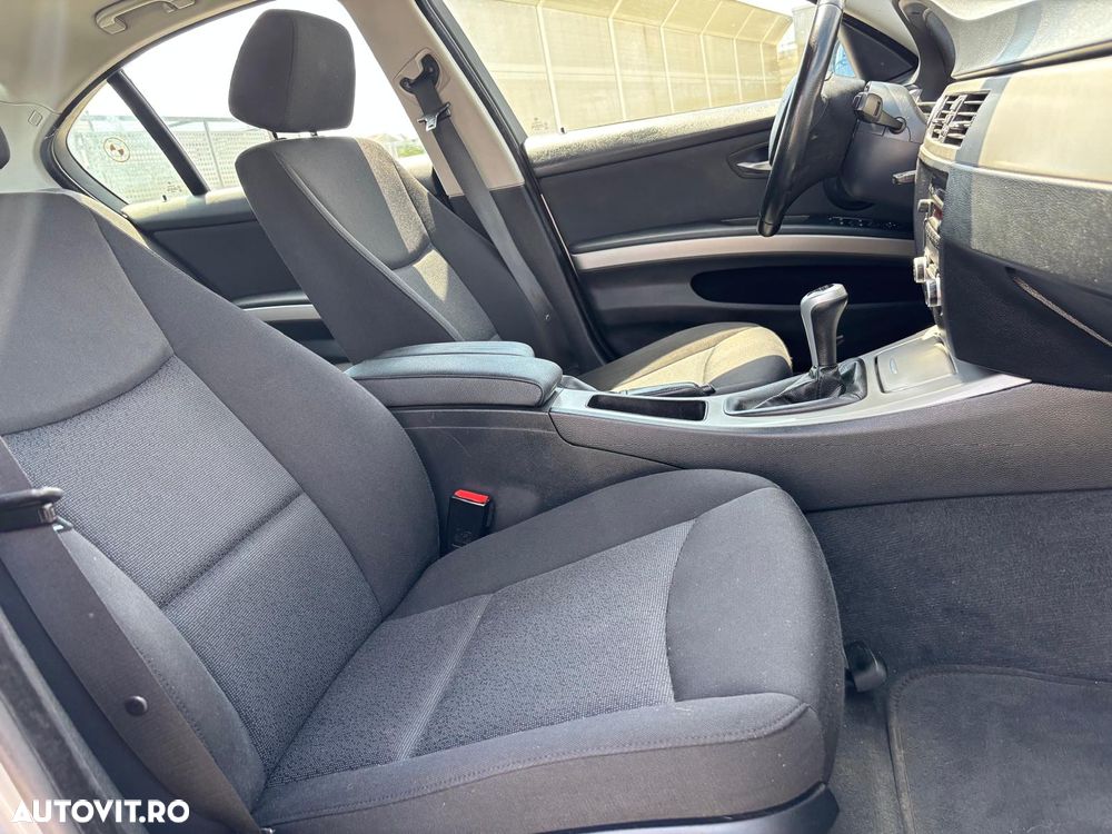 BMW Seria 3 318d DPF - 8