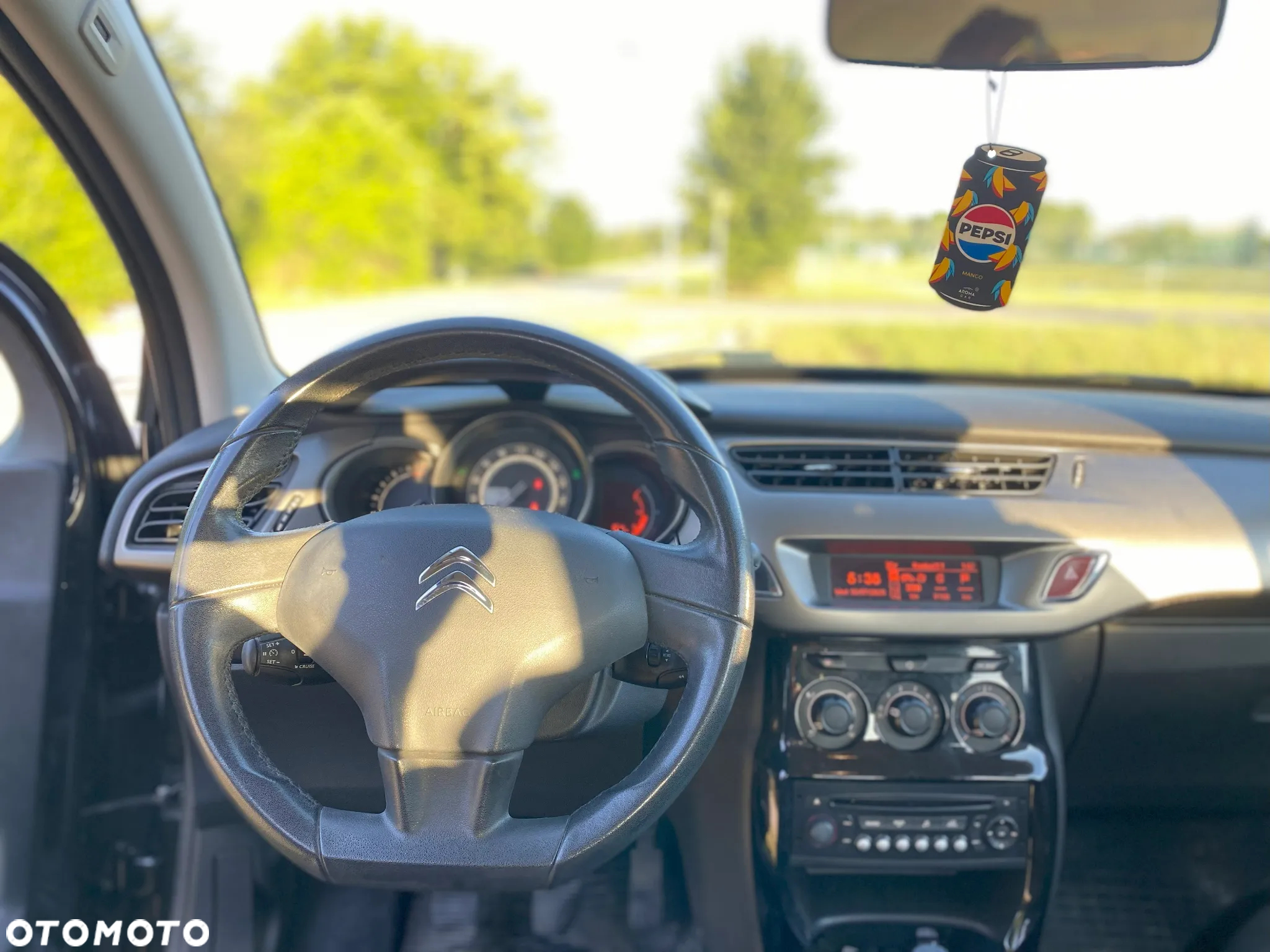 Citroën C3 1.2 PureTech Exclusive - 6