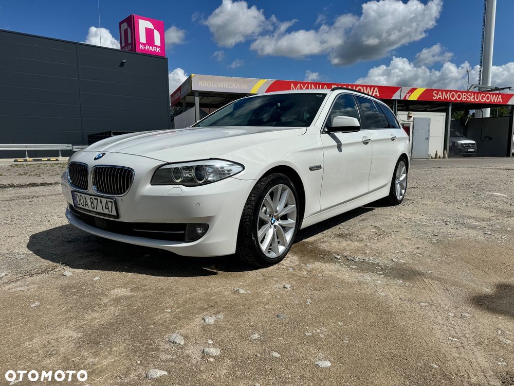 BMW Seria 5 525d - 1
