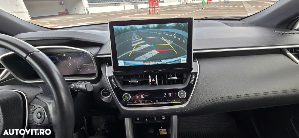 Toyota Corolla Cross 2.0 VVT-i 4x4 Team Deutschland - 7