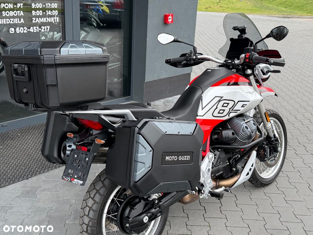Moto Guzzi V85 - 5