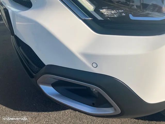 Citroën C4 PureTech 130 Stop&Start EAT8 SHINE - 13