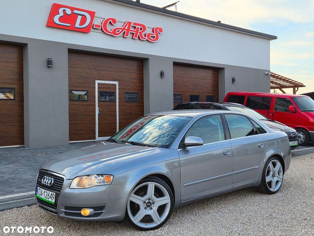 Audi A4 Limousine - 32