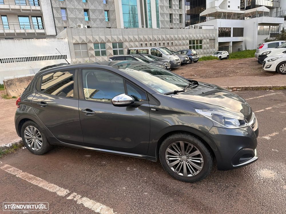 Peugeot 208 1.6 BlueHDi Style - 3