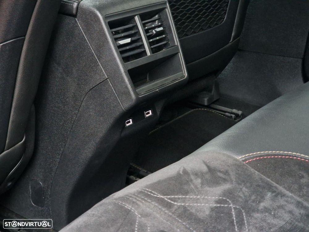 DS DS7 Crossback E-Tense Performance Line+ EAT8 - 18