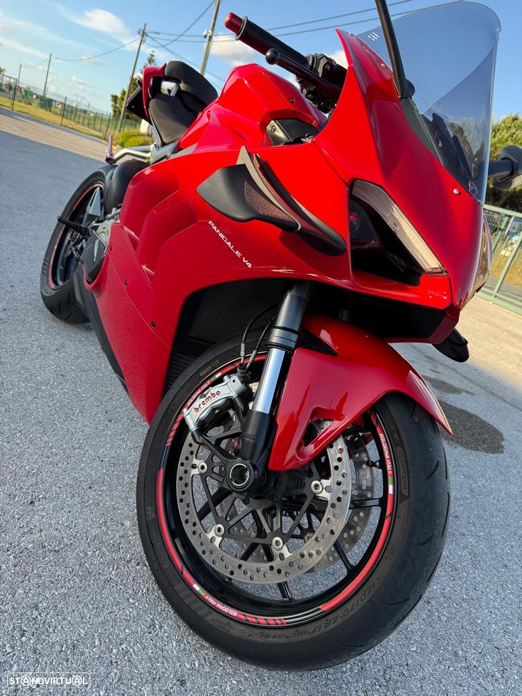 Ducati Panigale V4 - 1