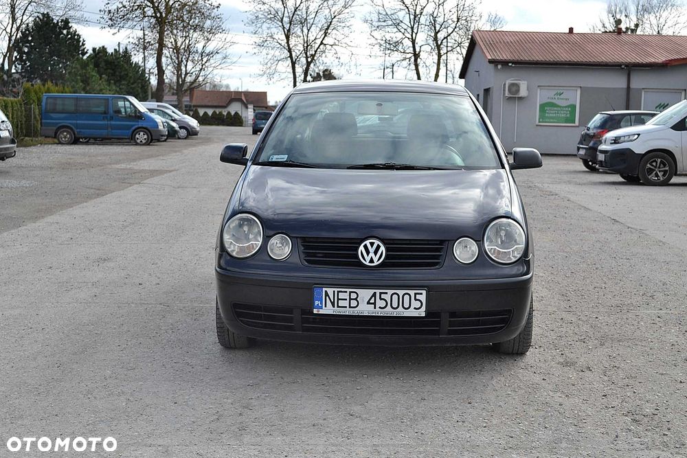 Volkswagen Polo - 2