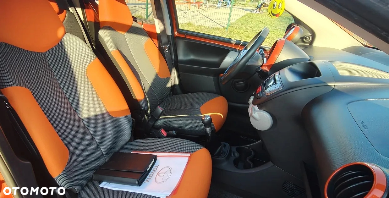 Toyota Aygo Connect - 21
