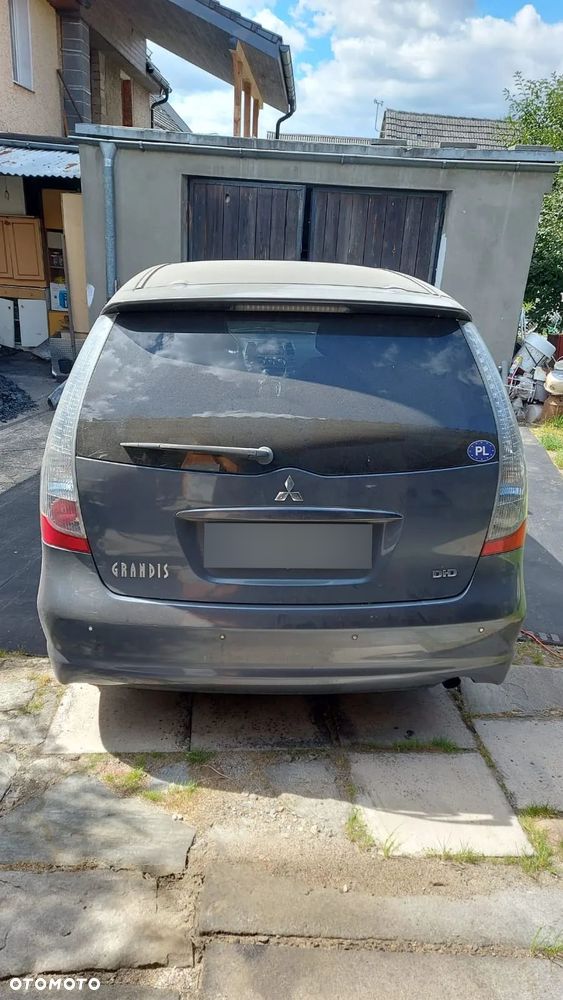 Mitsubishi Grandis 2.0 DID Instyle - 4