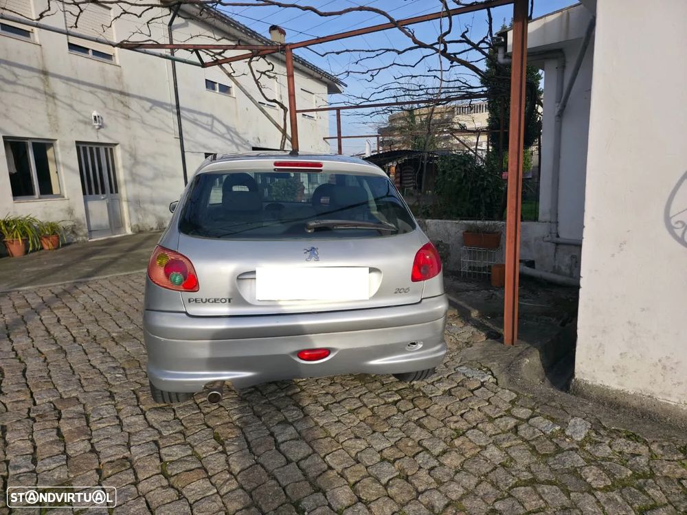 Peugeot 206 1.6 GTi - 3