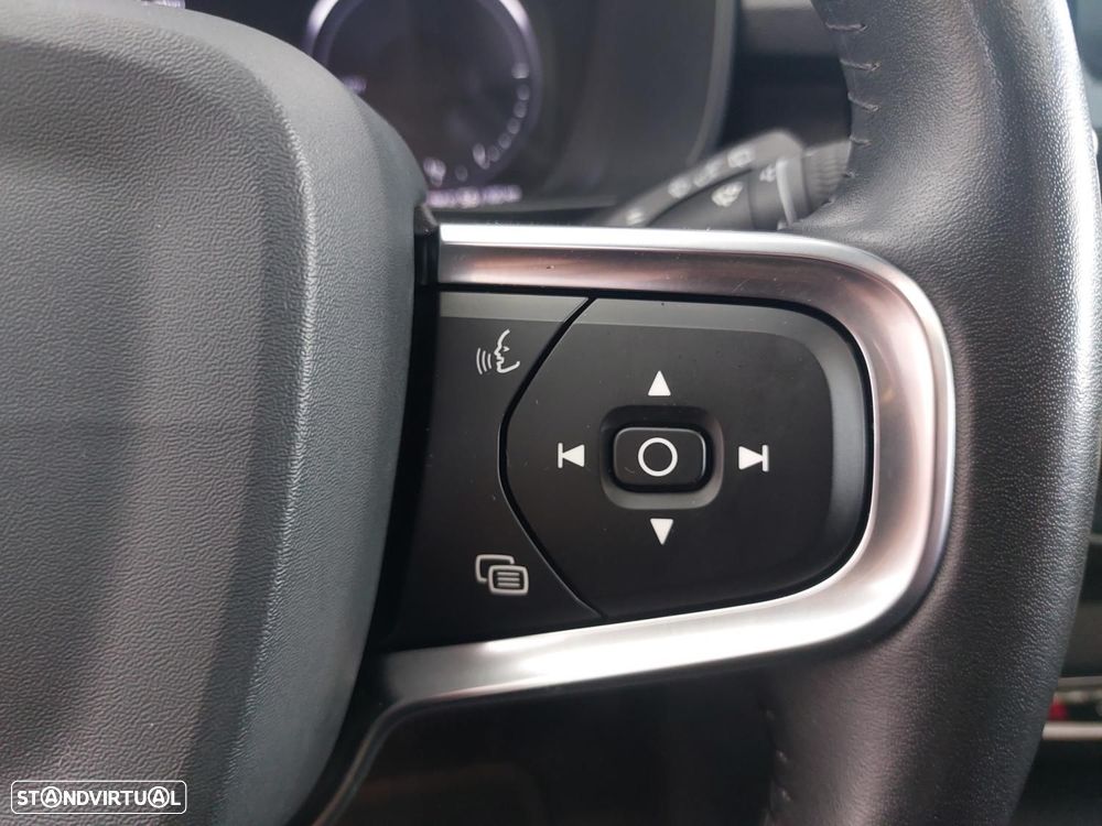 Volvo XC 40 1.5 T5 PHEV Momentum Plus - 29