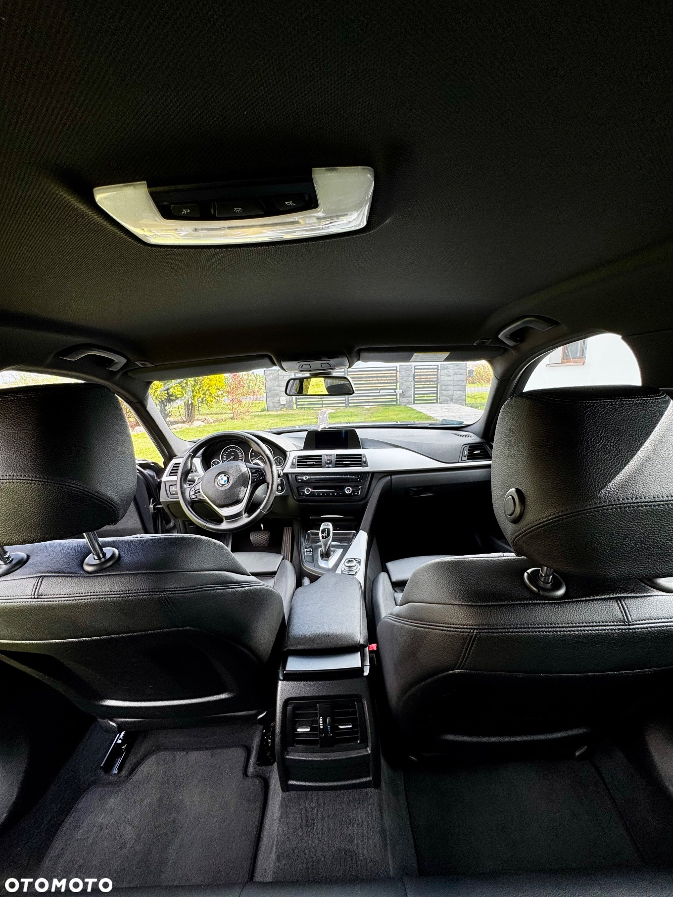 BMW Seria 3 320i - 14