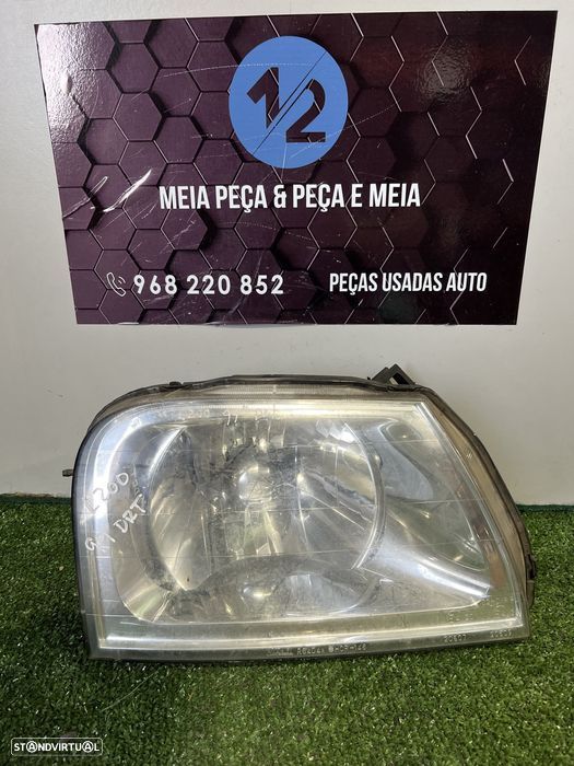 Farol frente direito L200 ano 1999 - 1
