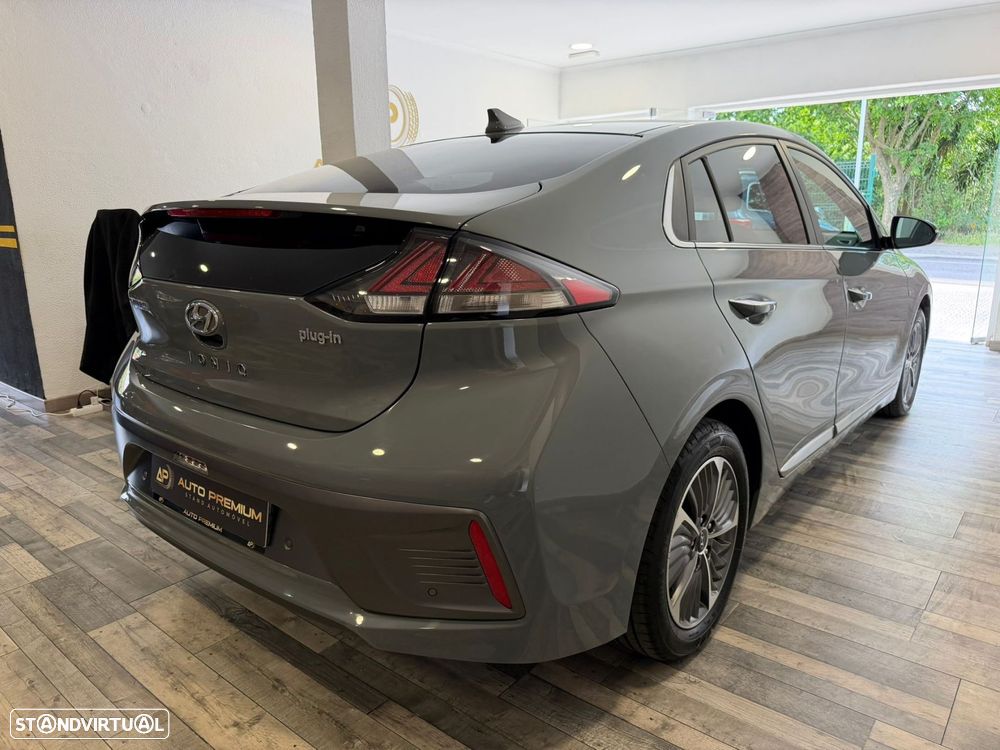 Hyundai Ioniq 1.6 GDI PHEV Tech - 6